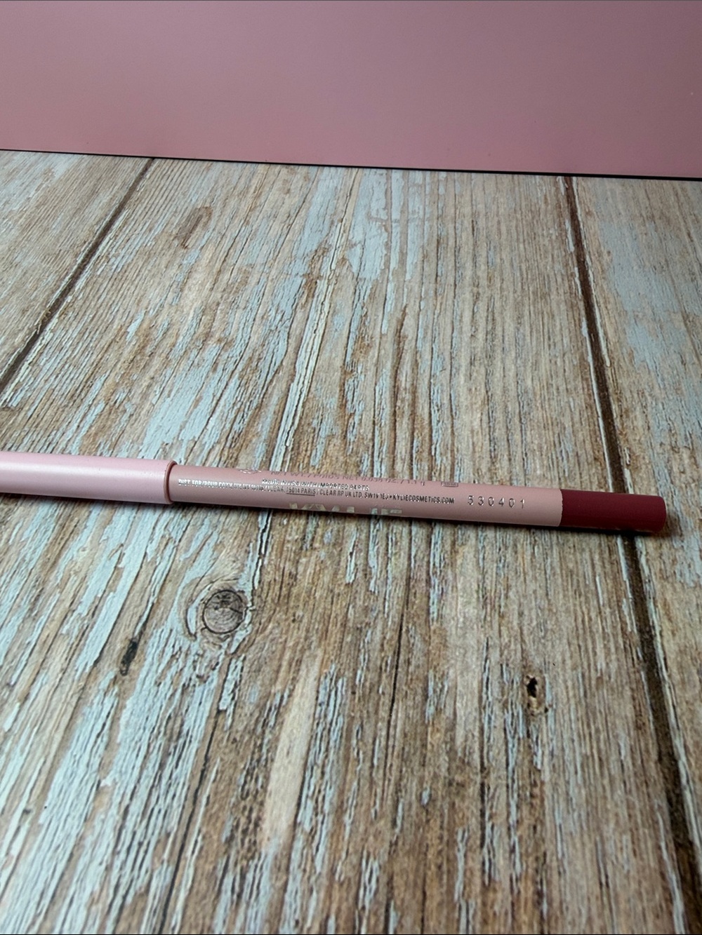 Kylie Cosmetics Lip Liner Pencil - 100 Posie K
Dusty Rose Mauve